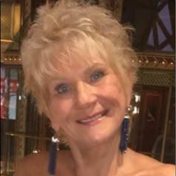 Meet your Posher, Marlene - Picture 1 of 10